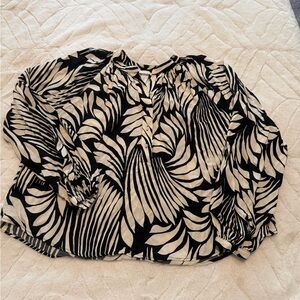 H&M Black and Cream Leaf Pattern Blouse